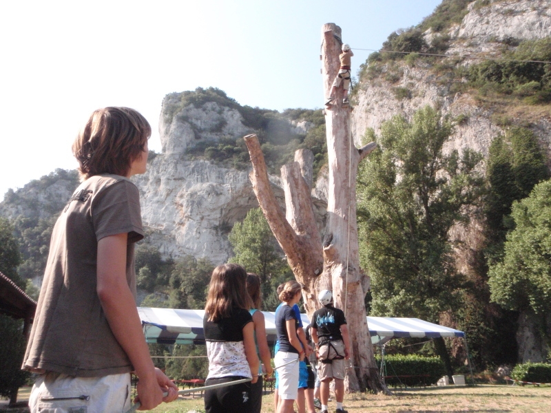 Village Camps International Summer Camp Ard&egrave;che, France 2019-07-26 https://www.villagecamps.com/journals_admin/images/68-11-Safety support.jpg